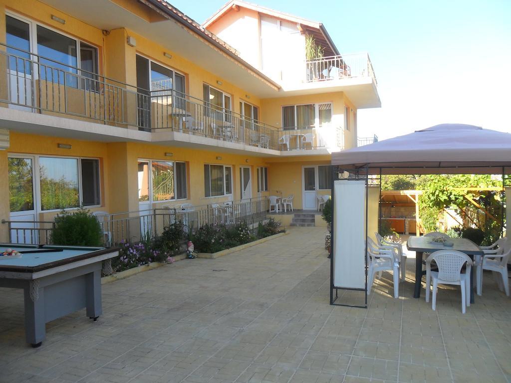 Eleonor Guest House Byala  Buitenkant foto