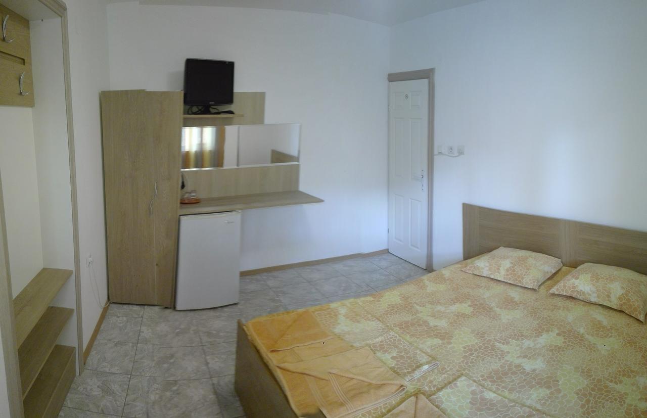 Eleonor Guest House Byala  Buitenkant foto
